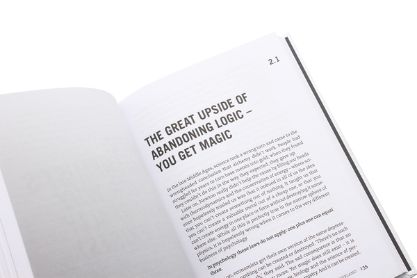 Паперова книга «Alchemy: The Surprising Power of Ideas That Don't Make Sense», автор Рорі Сазерленд - фото №1
