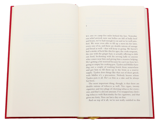 Бумажная книга «All Quiet on the Western Front», автор Эрих Мария Ремарк - фото №1