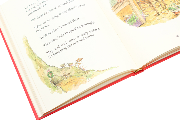 Бумажная книга «The Further Tales of Peter Rabbit Collection», автор Эмма Томпсон - фото №1