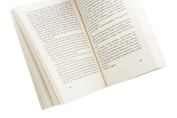 Паперова книга «Killing Eve. Die For Me», автор Люк Дженнінгс - фото №1