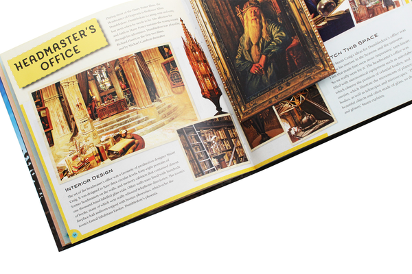 Бумажная книга «Harry Potter. Hogwarts. A Movie Scrapbook», автор Братья Уорнэр - фото №1