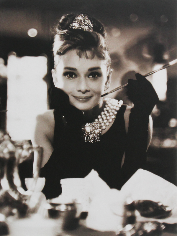 Бумажная книга «Audrey Hepburn "Neu"» - фото №1