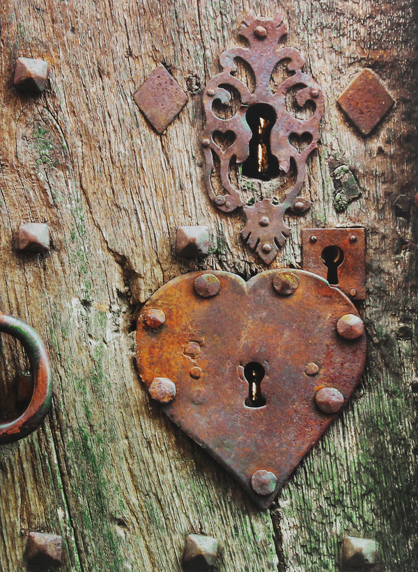 [object Object] «Heartlock» - фото №1