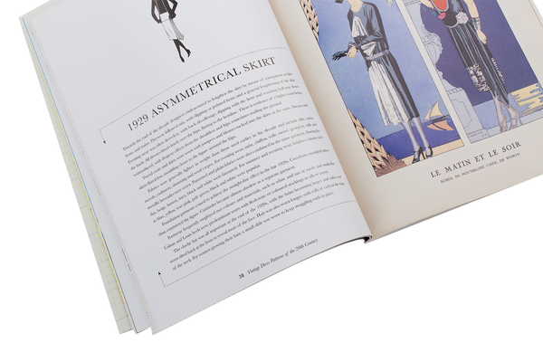Бумажная книга «Vintage Dress Patterns of the 20th Century», автор Энн Тиррелл - фото №1