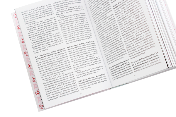 Бумажная книга «Araki. 40th Anniversary Edition», автор Нобуеси Араки - фото №1