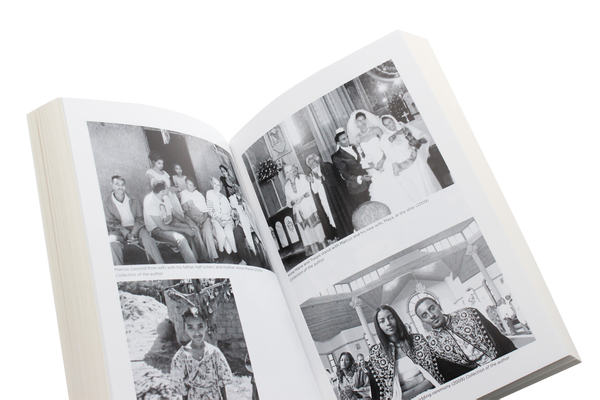 Паперова книга «Yes, Chef: A Memoir», автор Маркус Самуельсон - фото №1