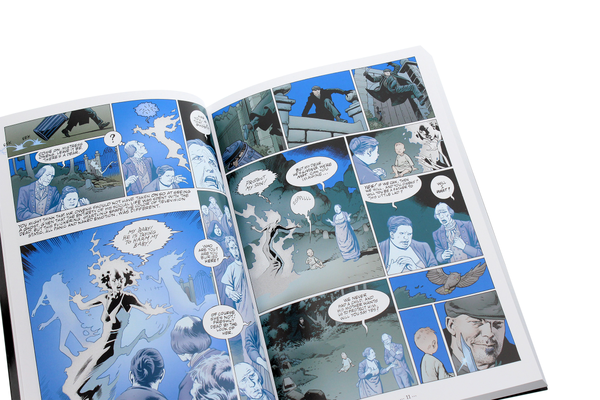 Бумажная книга «The Graveyard Book. Volume 1», авторов Нил Гейман, Крейг Расселл - фото №1