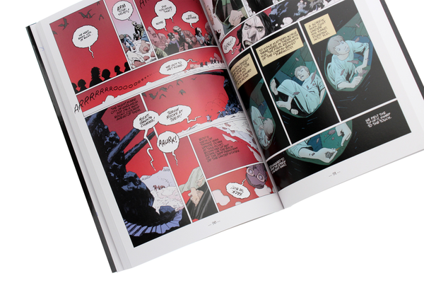 Бумажная книга «The Graveyard Book. Volume 1», авторов Нил Гейман, Крейг Расселл - фото №1