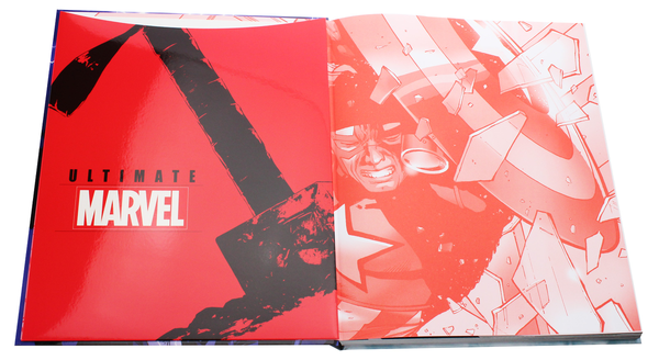 Бумажная книга «Ultimate Marvel: Includes two exclusive prints », авторов Адам Брей, Стивен Вячек, Мелани Скотт, Лоррейн Синк - фото №1
