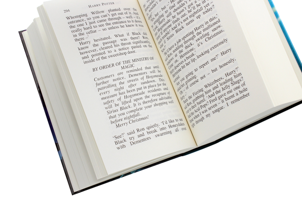 Бумажная книга «Harry Potter and the Prisoner of Azkaban», автор Джоан Роулинг - фото №1