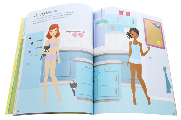 Бумажная книга «Sticker Dolly Dressing. Puppies and Kittens», автор Фиона Уотт - фото №1