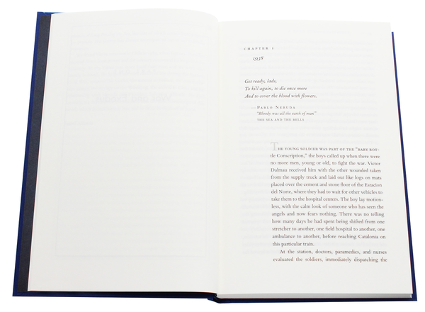 Бумажная книга «A Long Petal of the Sea», автор Исабель Альенде - фото №1