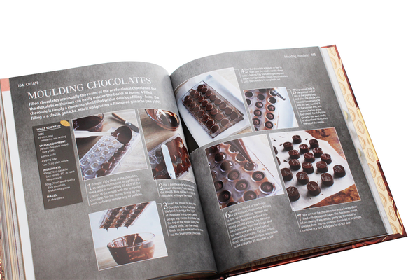 Бумажная книга «Chocolate: Indulge Your Inner Chocoholic», автор Дом Рэмси - фото №1