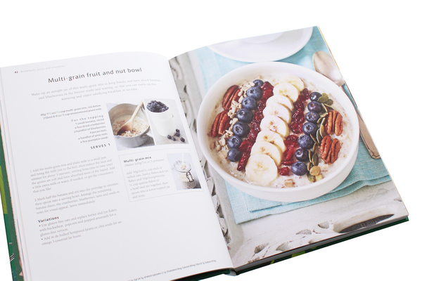 Бумажная книга «Vegan Cookbook. A Comprehensive Practical Reference To Vegan Food And Eating, With Advice On Ingredients, Nutrition And Over 140 Deliciously Healthy Recipes», авторов Тони Бишоп-Уэстон, Ивонн Бишоп-Уэстон - фото №1