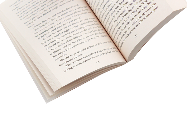 Паперова книга «Field Notes on Love», автор Дженніфер Е. Сміт - фото №1