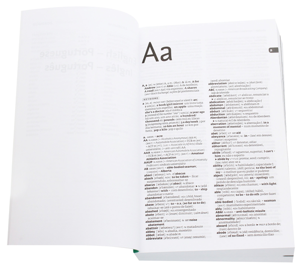 Паперова книга «Collins Portuguese Dictionary and Grammar» - фото №1