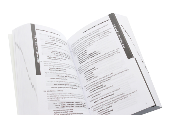 Паперова книга «Collins Portuguese Dictionary and Grammar» - фото №1