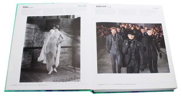 Паперова книга «The Fashion Book» - фото №1
