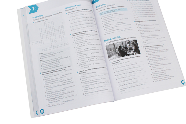 Паперова книга «Roadmap B2 Workbook », автор Ліндсей Уорік - фото №1