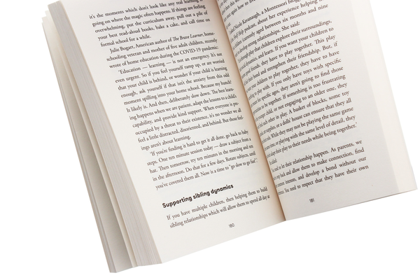 Паперова книга «Extraordinary Parenting. The essential guide to parenting and educating at home», автор Елоїза Рікман - фото №1