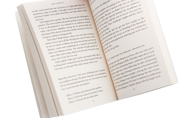 Бумажная книга «Home Remedies», автор Сюань Юлиана Ванг - фото №1
