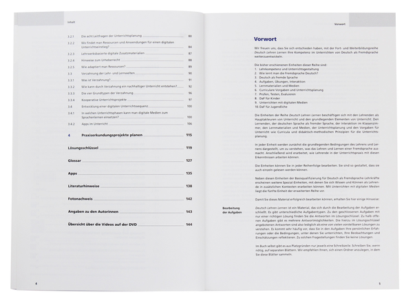Бумажная книга «DLL 9. Unterrichten mit digitalen Medien (+ DVD-Rom)» - фото №1