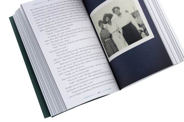 Бумажная книга «A Map of Days. Miss Peregrine's Peculiar Children», автор Ренсом Риггз - фото №1