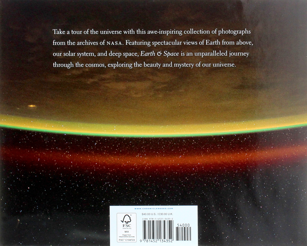 Бумажная книга «Earth and Space. Photographs from the Archives of NASA» - фото №1