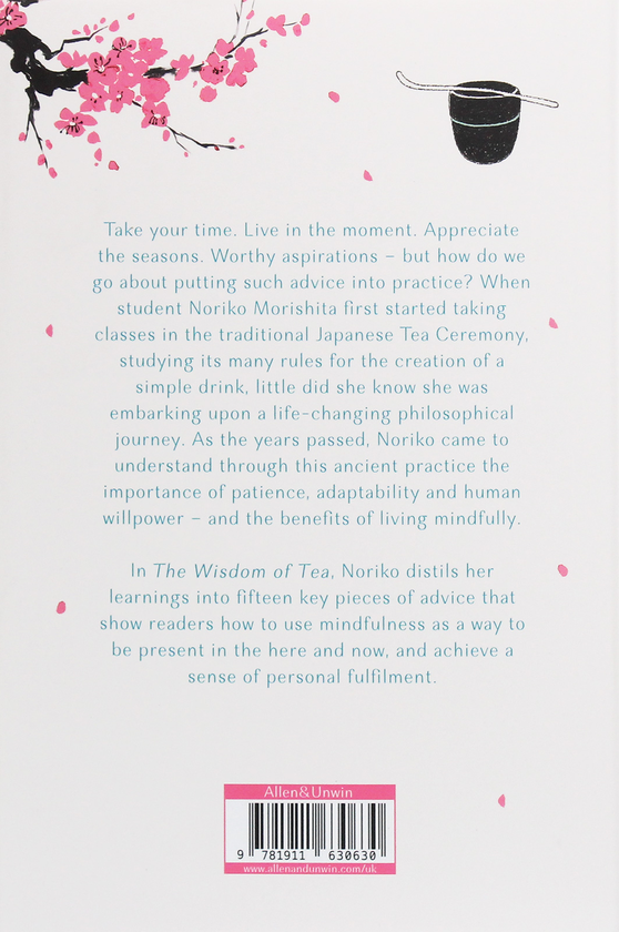 Бумажная книга «The Wisdom of Tea. Life Lessons from the Japanese Tea Ceremony» - фото №1