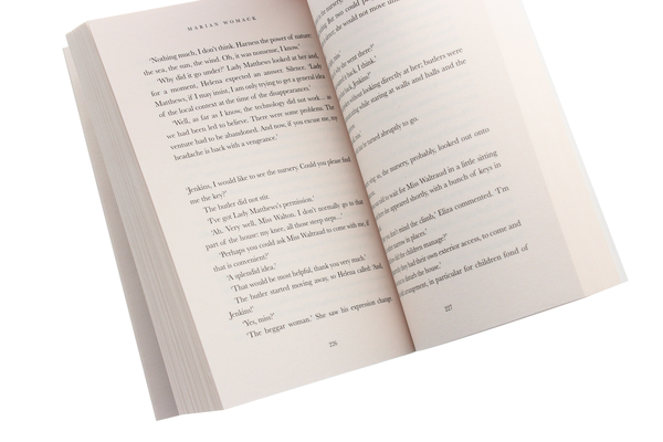 Паперова книга «The Golden Key», автор Меріан Вомек - фото №1