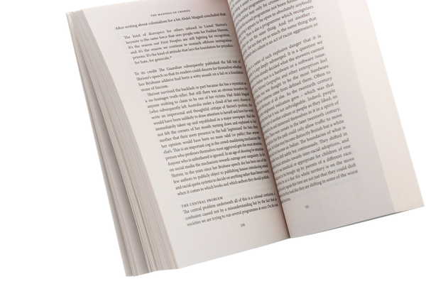 Бумажная книга «The Madness of Crowds. Gender, Race and Identity», автор Дуглас Мюррей - фото №1