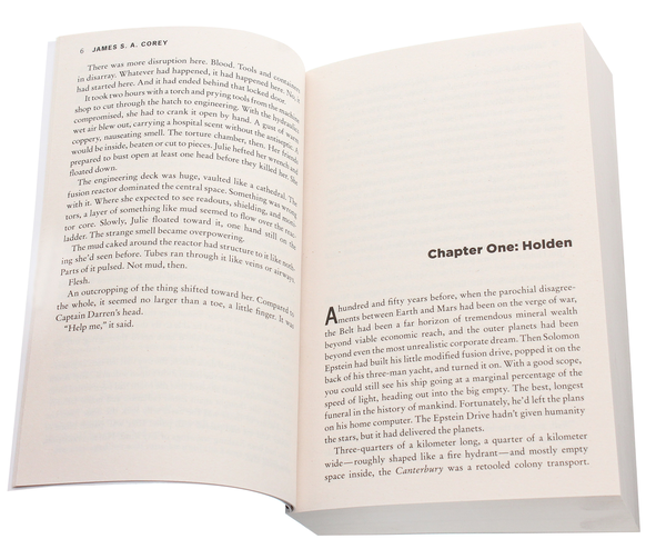 Паперова книга «Leviathan Wakes», автор Джеймс Корі - фото №1