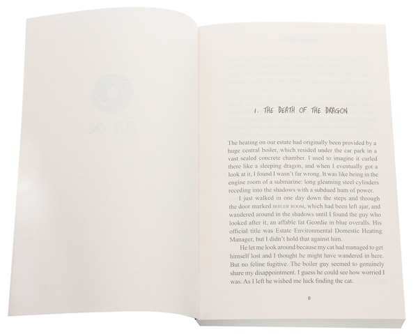Паперова книга «The Vinyl Detective. Written in Dead Wax (Vinyl Detective 1)», автор Ендрю Картмел - фото №1