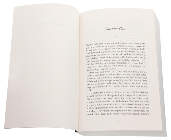 Бумажная книга «The Four Swans», автор Уинстон Грэм - фото №1