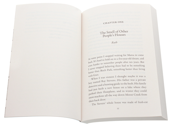 Бумажная книга «The Smell of Other People's Houses», автор Бонни-Сью Хичкок - фото №1