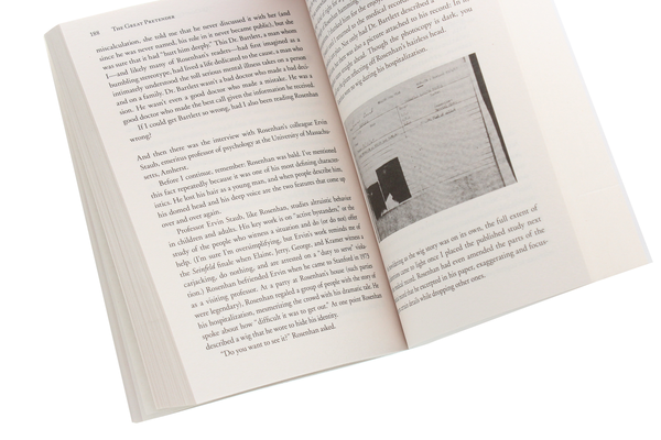 Бумажная книга «The Great Pretender. The Undercover Mission that Changed our Understanding of Madness», автор Сюзанна Кэхалан - фото №1