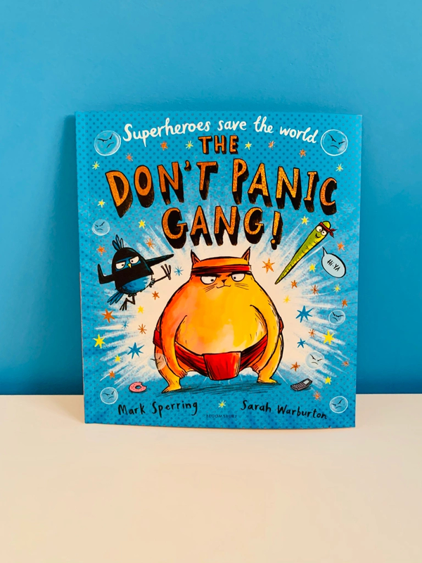 Бумажная книга «The Don't Panic Gang!», автор Марк Сперринг - фото №1