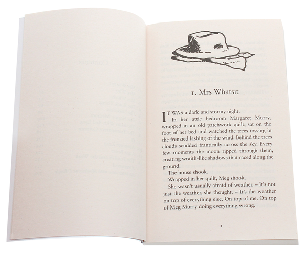 Паперова книга «A Wrinkle in Time», автор Мадлен Л'Енгл - фото №1