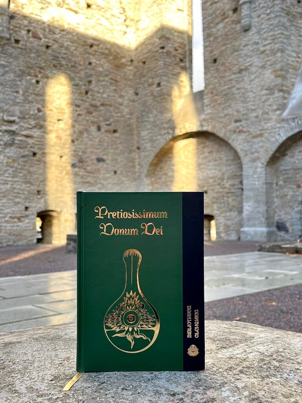Бумажная книга «Pretiosissimum Donum Dei», автор Андрей Скибицкий - фото №1