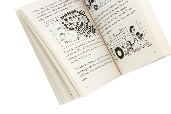 Бумажная книга «Diary o a Wimpy Wean. Up Tae the Oxters», автор Джефф Кинни - фото №1