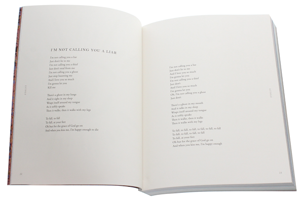 Бумажная книга «Useless Magic. Lyrics, Poetry and Sermons», автор Флоренс Уэлч - фото №1