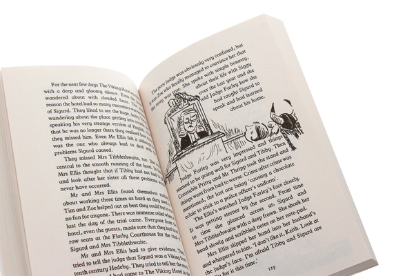 Паперова книга «There's a Viking in My Bed and Other Stories», автор Джеремі Стронг - фото №1