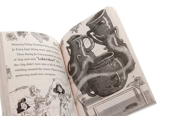 Бумажная книга «Mummy Fairy and Me. Mermaid Magic», автор Софи Кинселла - фото №1