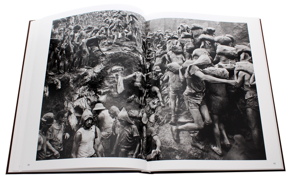 Бумажная книга «Sebastião Salgado. Gold», автор Леля Ваник Сальгадо - фото №1