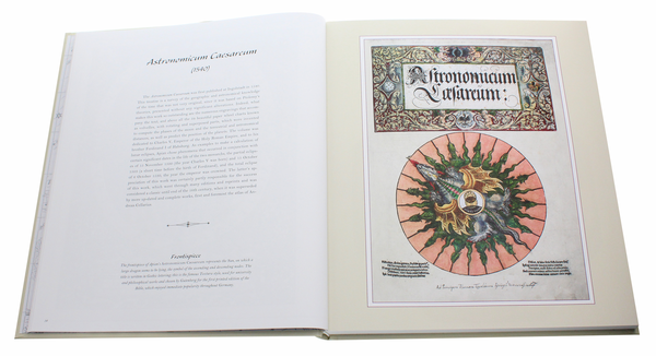 Паперова книга «Celestial Atlas. A Journey in the Sky Through Maps», автор Єлена Персивальді - фото №1
