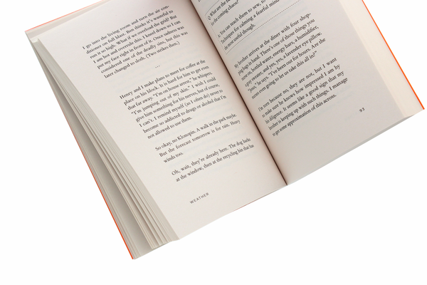 Бумажная книга «Weather», автор Дженни Оффилл - фото №1
