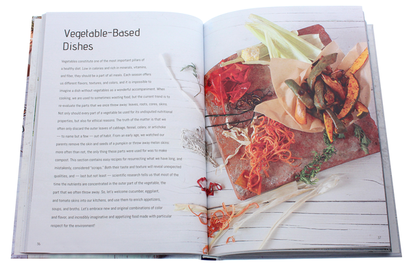 Бумажная книга «Zero Waste. 60 Recipes for a Waste-Free Kitchen», автор Чинция Тренчи - фото №1