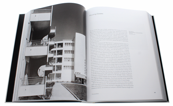 Бумажная книга «Architecture in the 20th Century», авторов Петер Гессель, Габриэле Лойтхойзер - фото №1