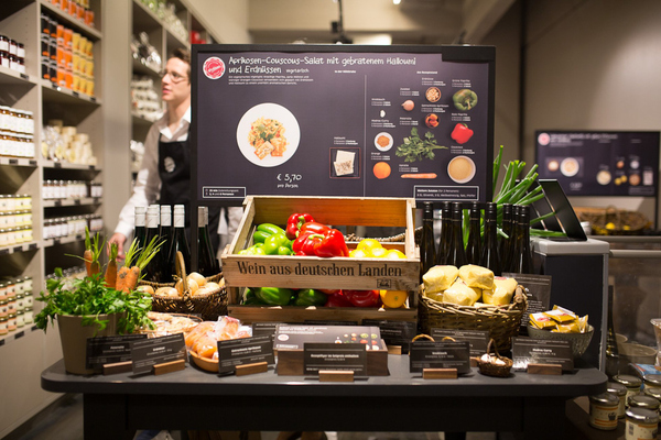 [object Object] «The Shopkeepers. Storefront Businesses and the Future of Retail» - фото №5 - миниатюра