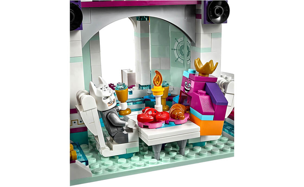  «Конструктор LEGO Movie Космический дворец королевы Ватевры Не зло 997 деталей (70838)», бренда LEGO - фото №1